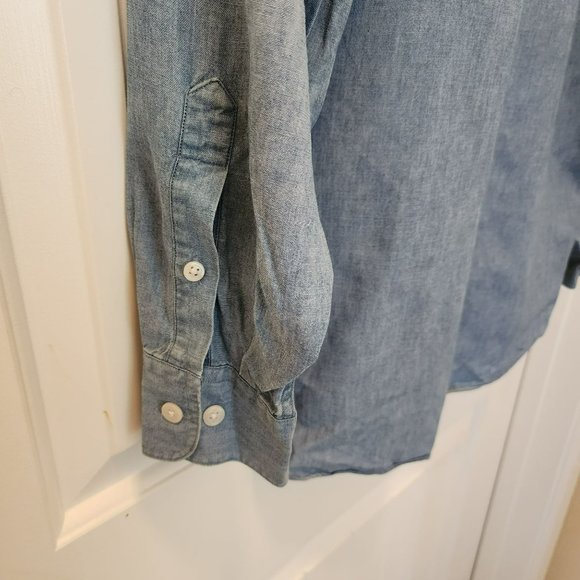 Ladies DKNY Button Shirt Size Medium - Picture 6 of 11